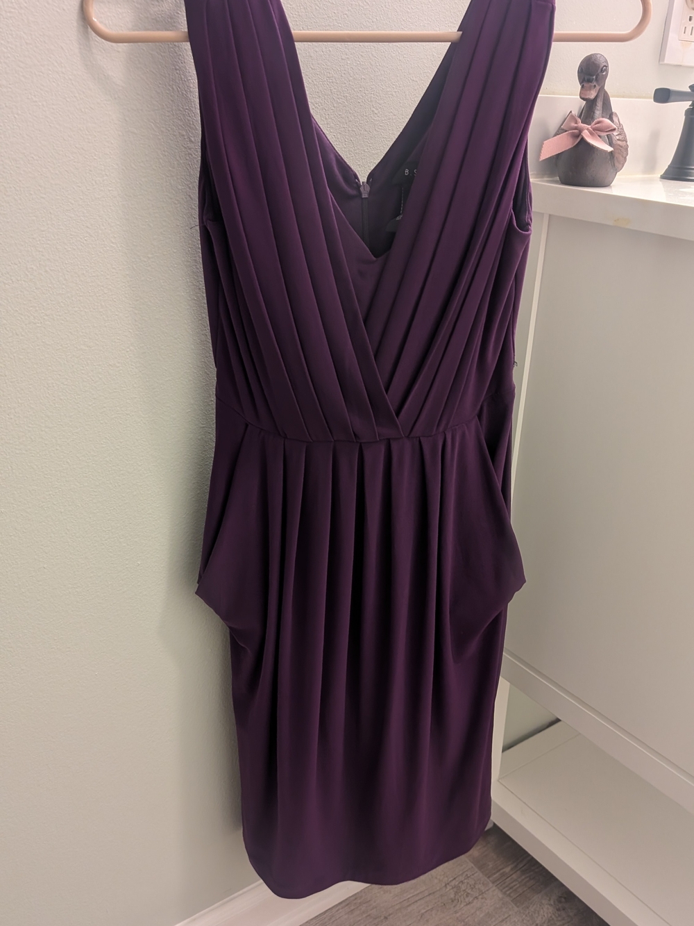 B. Smart Plum Sleeveless V-Neck Pleated Cocktail Dress